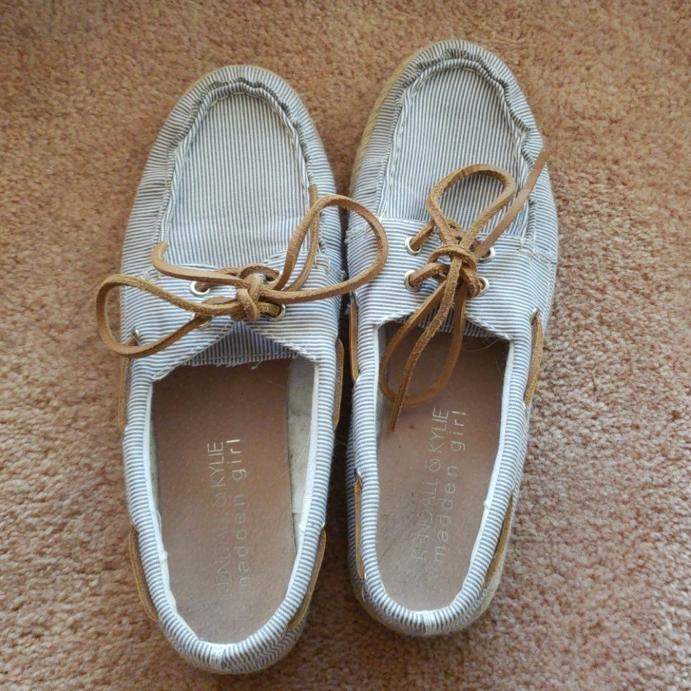 Kendall & Kylie Canvas Boat Shoes